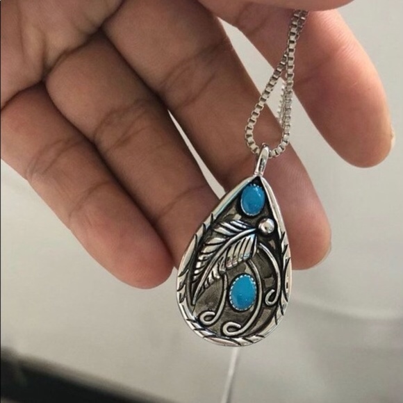 Silver and Turquoise Leaf Boho Pendant - Picture 3 of 9